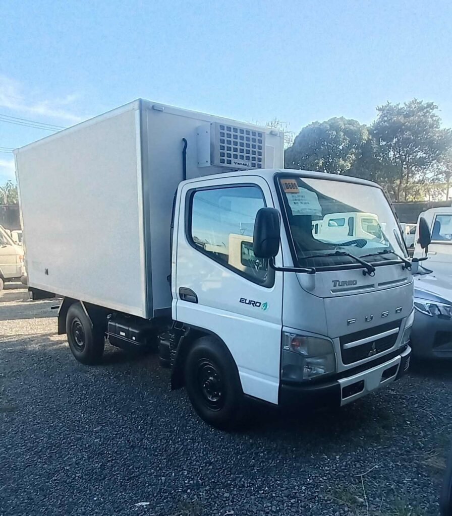 Mitsubishi Fuso Canter Philippines - BG Image